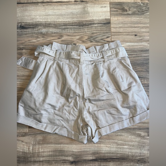 Forever 21 Belted Paperbag Denim Shorts - Picture 4 of 5